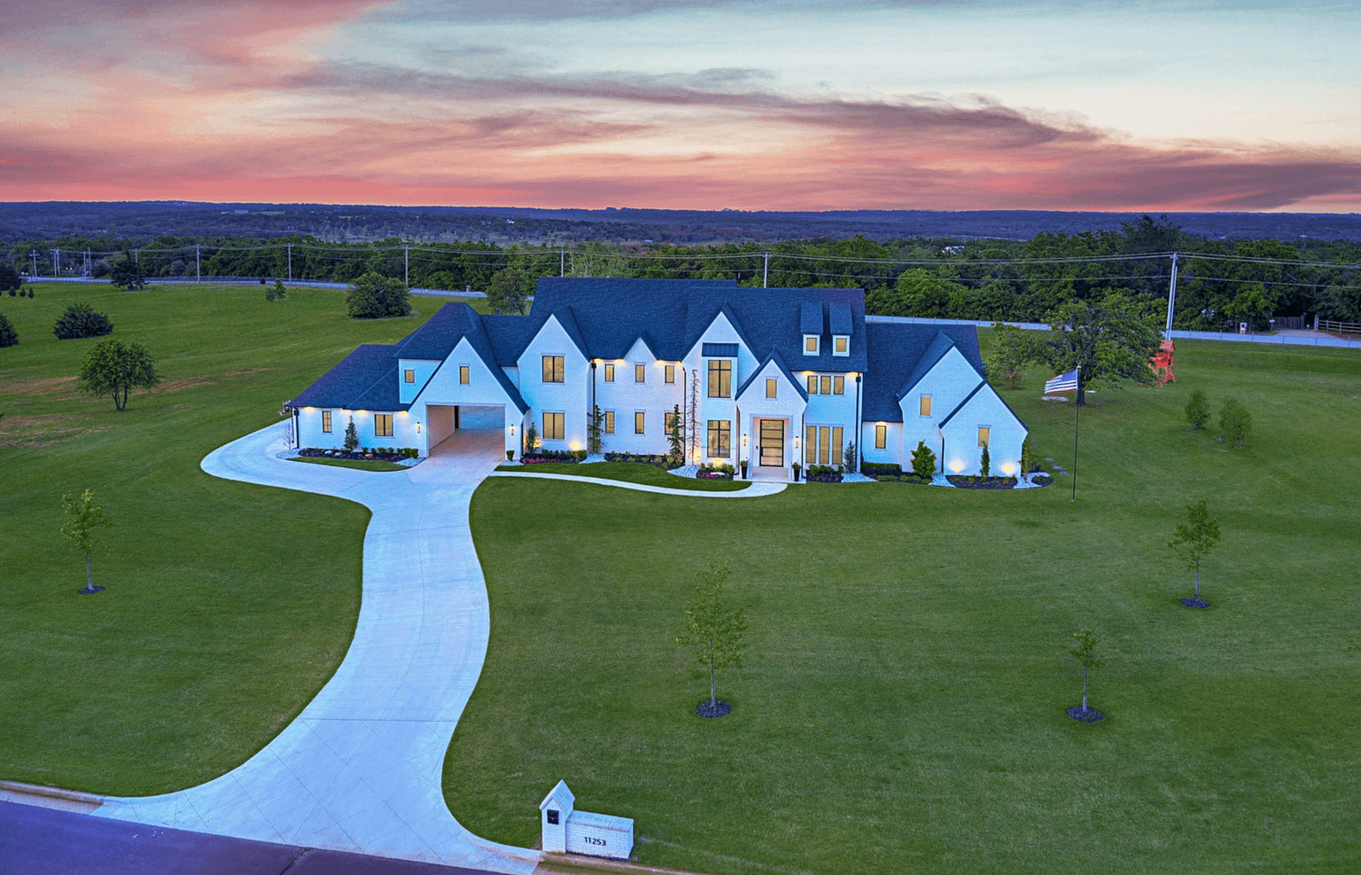 2 Million Brick Home In Arcadia, Oklahoma Homes of the Rich