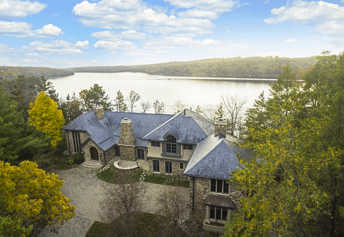 $3.995 Million Riverfront Home In Troy, WI - Homes of the Rich