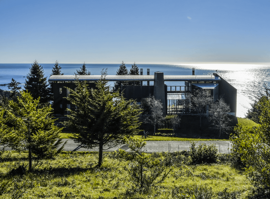 6 Million Contemporary Beauty On 218 Acres In Stewarts Point, CA