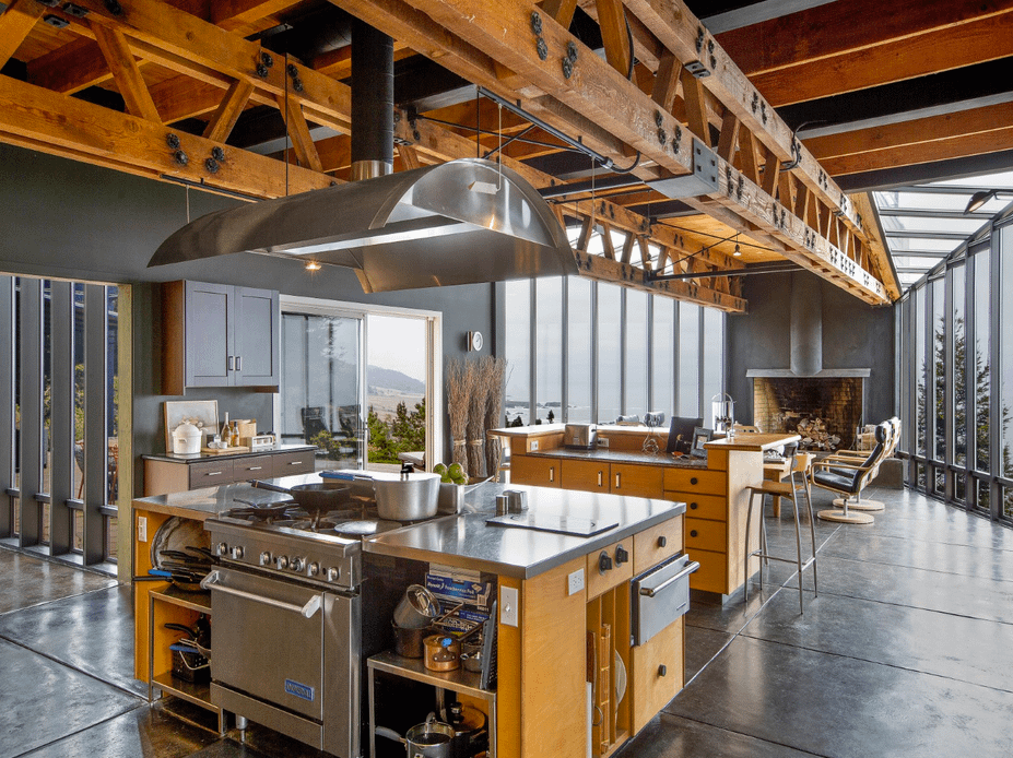 6 Million Contemporary Beauty On 218 Acres In Stewarts Point, CA