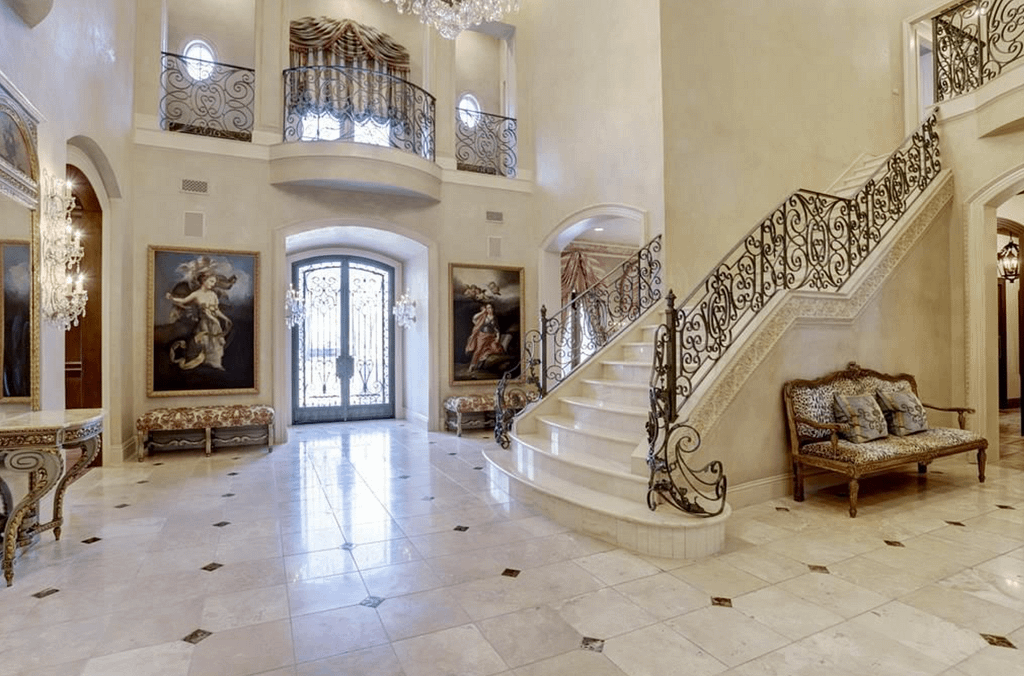 French Style Home On 6 Acres In Tomball, Texas (PHOTOS)