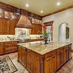 Rent This Stone Mansion In Texas For $14,000 A Month! - Homes of the Rich