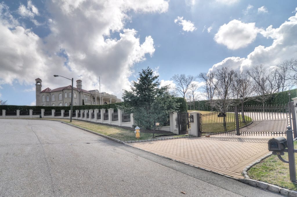 More Pics Of 50 Laura Drive In Cedar Grove, NJ Homes of the Rich