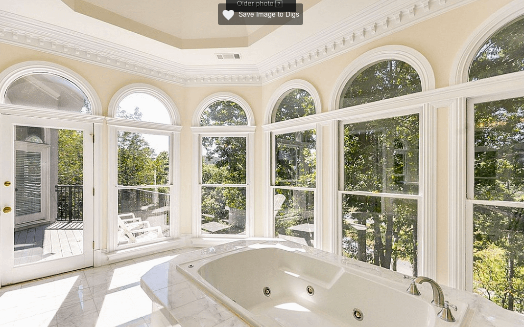 Waterfront Home In Atlanta, GA With Suspended Entrance Homes of the Rich