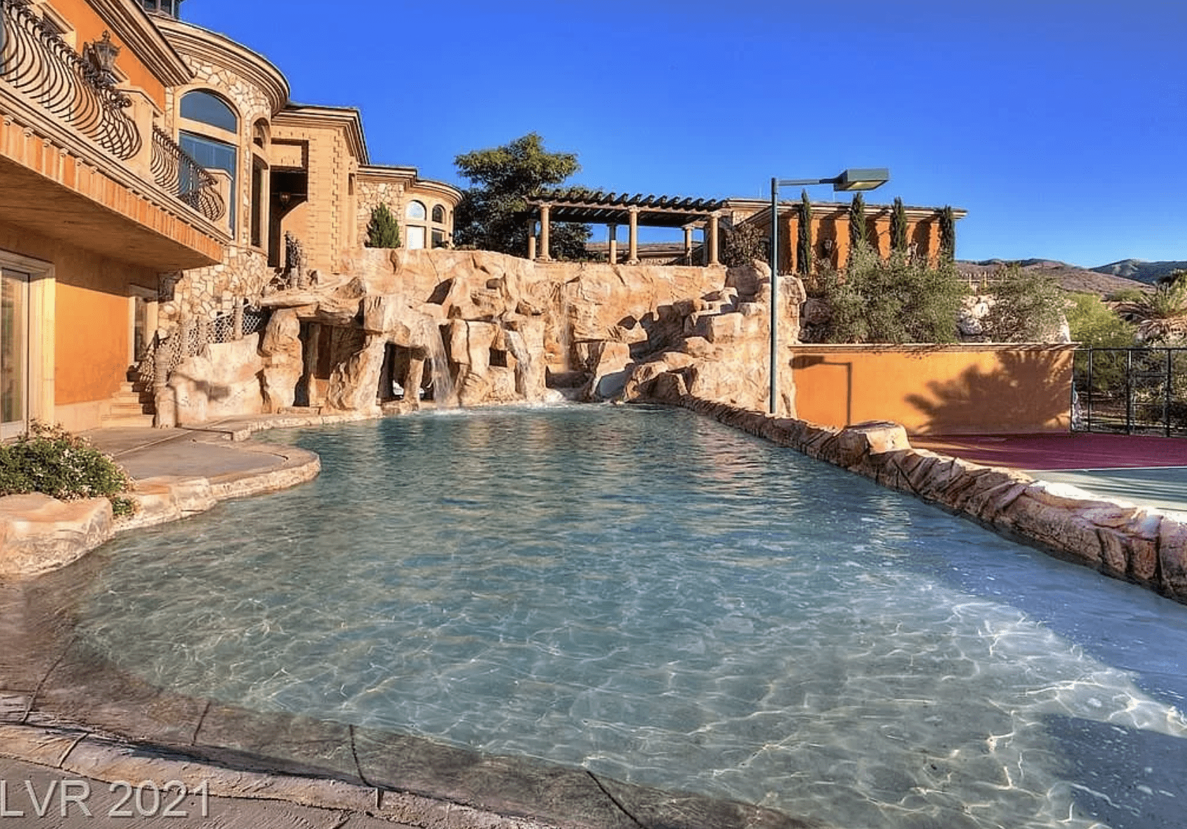 3 Million Nevada Home With Its Own Lazy River (PHOTOS)