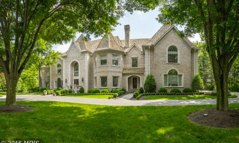 12,000 Square Foot Brick Mansion In Great Falls, VA - Homes of the Rich