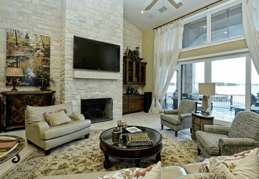 2.75 Million Lakefront Home In Sunrise Beach, TX Homes of the Rich