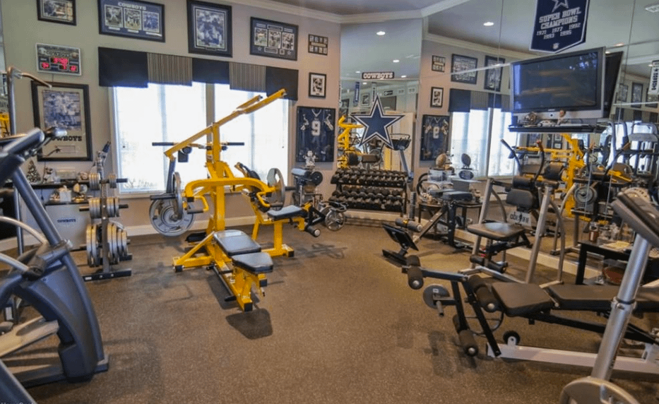 10,000 Square Foot Brick Mansion In Cherryville, PA Homes of the Rich