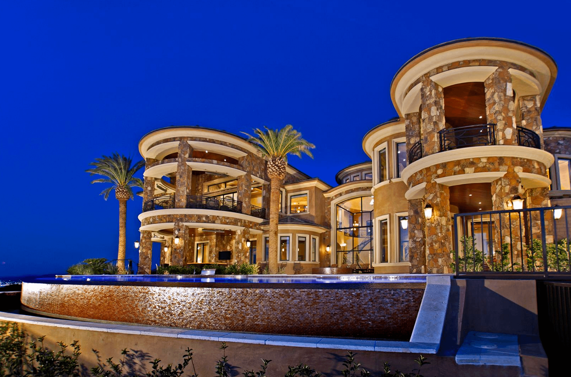 Luxurious Home In Henderson, Nevada (PHOTOS)