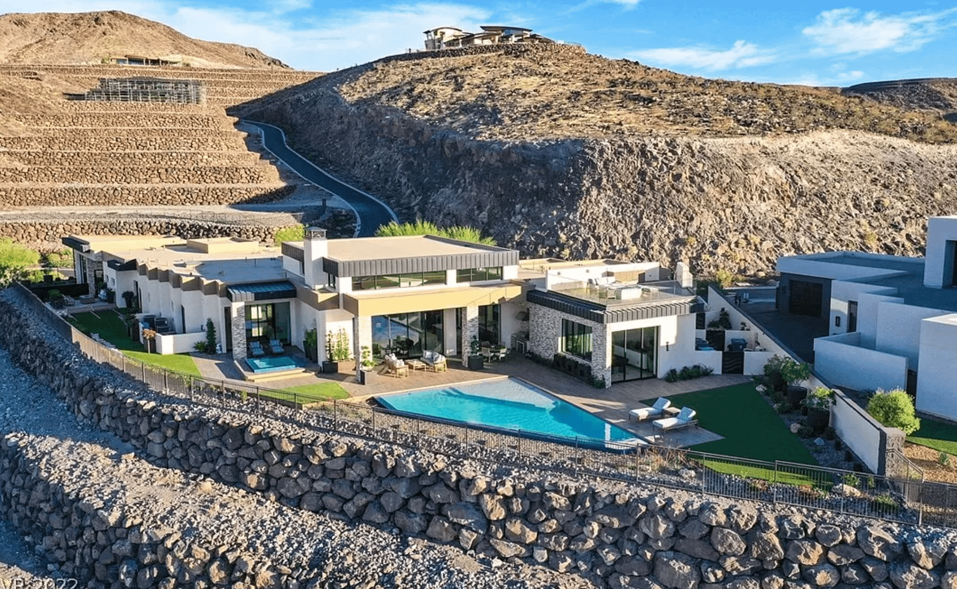 $8 Million Contemporary Style Home In Henderson, Nevada (PHOTOS) - Homes of the Rich