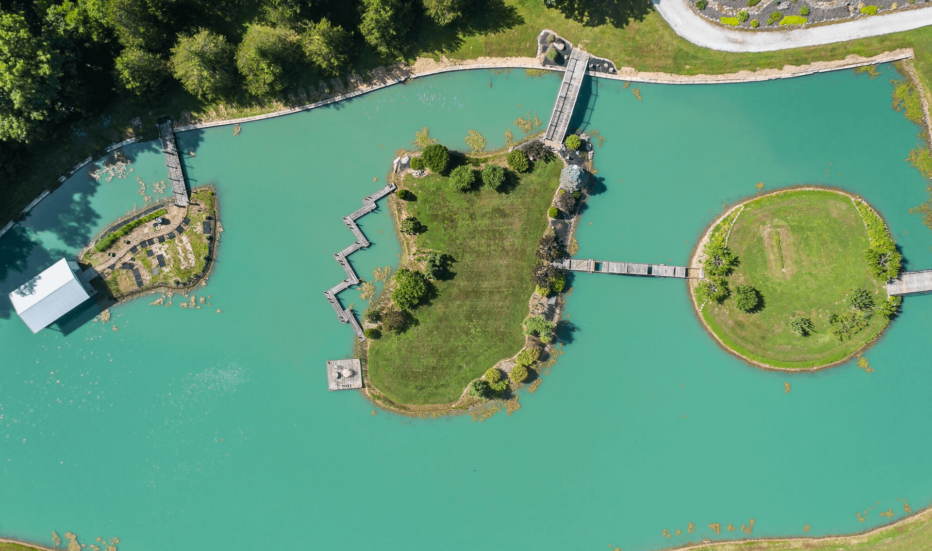 25 Acre Missouri Estate With Private Stocked Lake (PHOTOS)