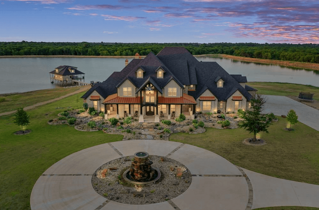 514 Acre Texas Estate With Private Lake (PHOTOS)