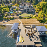 Lakefront Home In Washington With Indoor/Outdoor Pool - Homes of the Rich