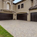 5-car Garage