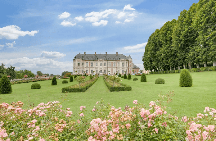 16,000 Square Foot Historic Chateau In France (PHOTOS)