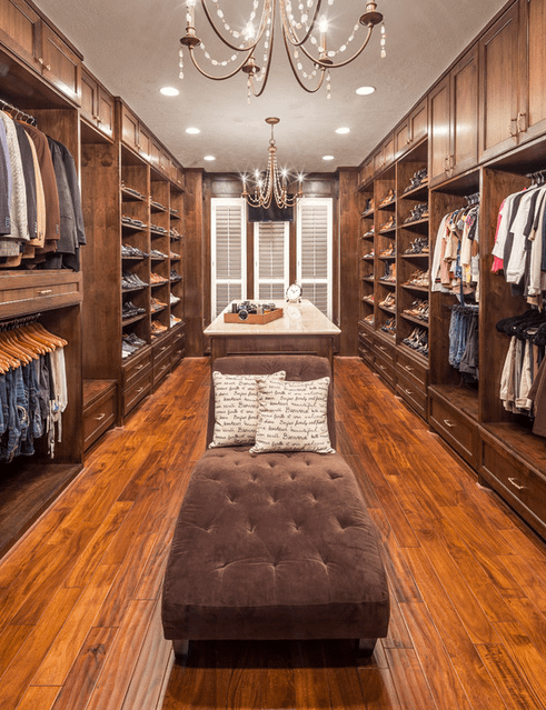 A Look At Some Lavish Walk-In Closets - Homes of the Rich