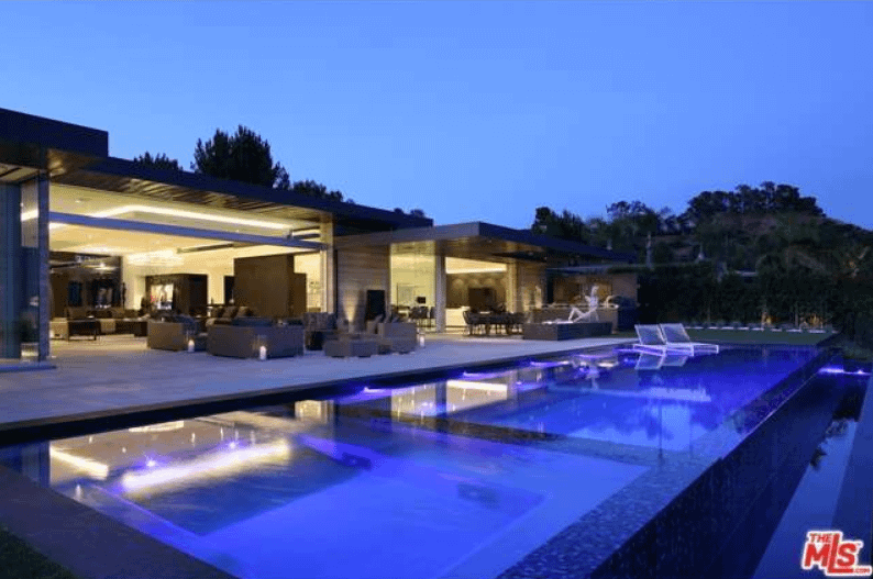 19.9 Million Newly Built Contemporary Home In Beverly Hills, CA