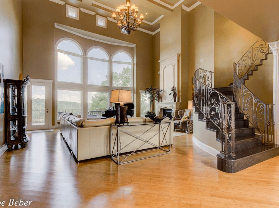 A Lakefront Mediterranean Mansion In Hot Springs, AR - Homes of the Rich