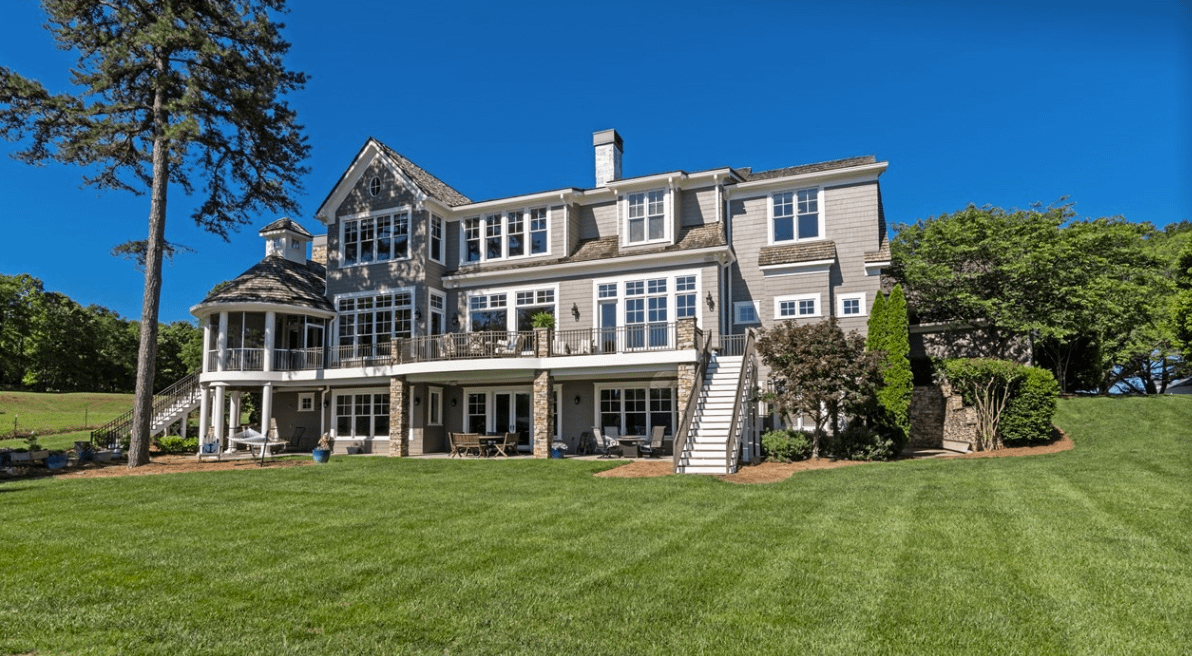 3.3 Million Lakefront Home In Cornelius, NC Homes of the Rich