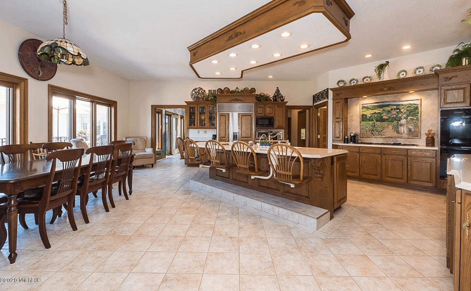 Lakefront Home In Sturgis, Michigan With Indoor Pool (PHOTOS)