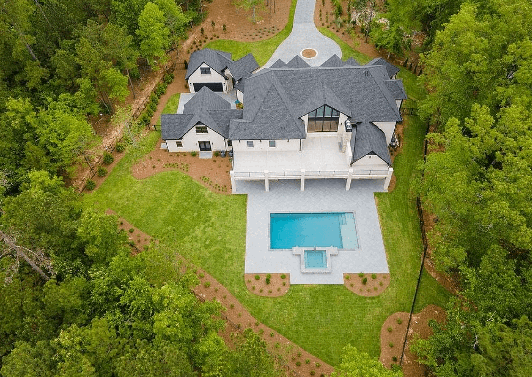 Lakefront Home In Gainesville, (PHOTOS)