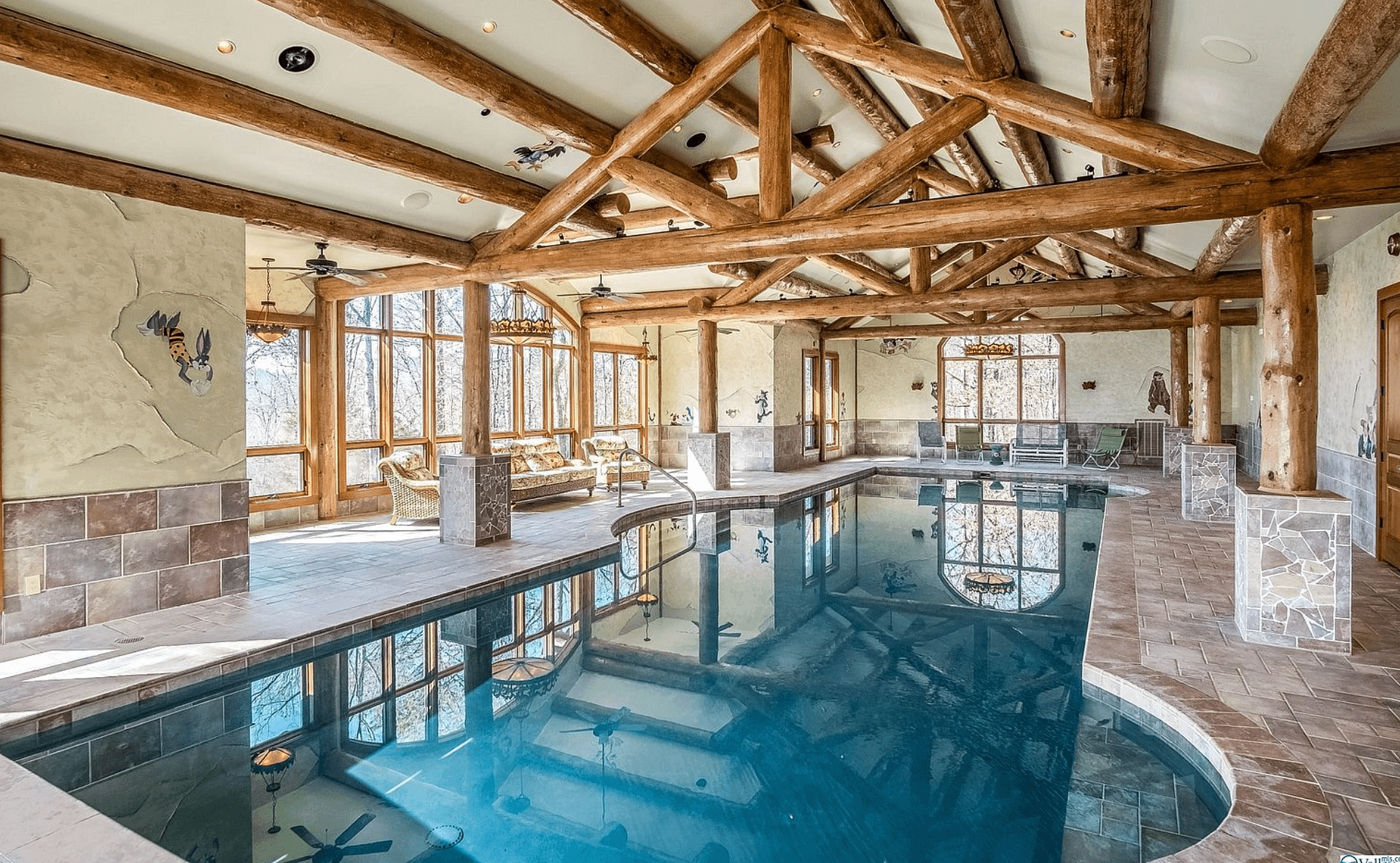 Alabama Log Home On 176 Acres With Indoor Pool (PHOTOS)