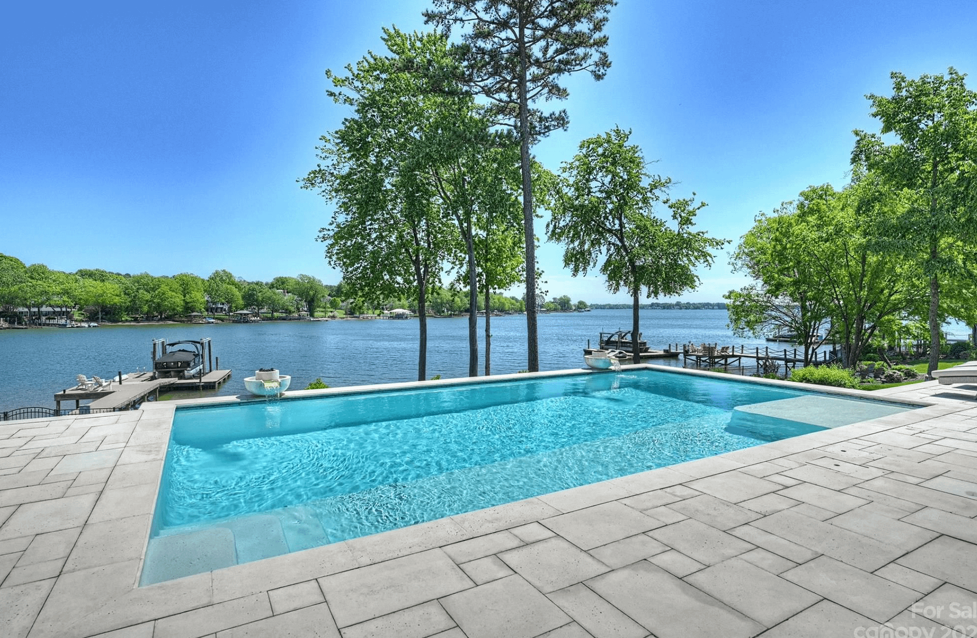 4 Million Lakefront Home In North Carolina (PHOTOS)