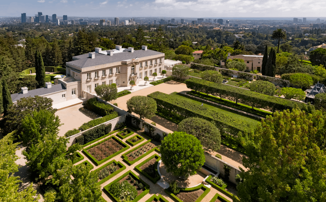 Chartwell Estate Re-Lists For $245 Million - Homes of the Rich