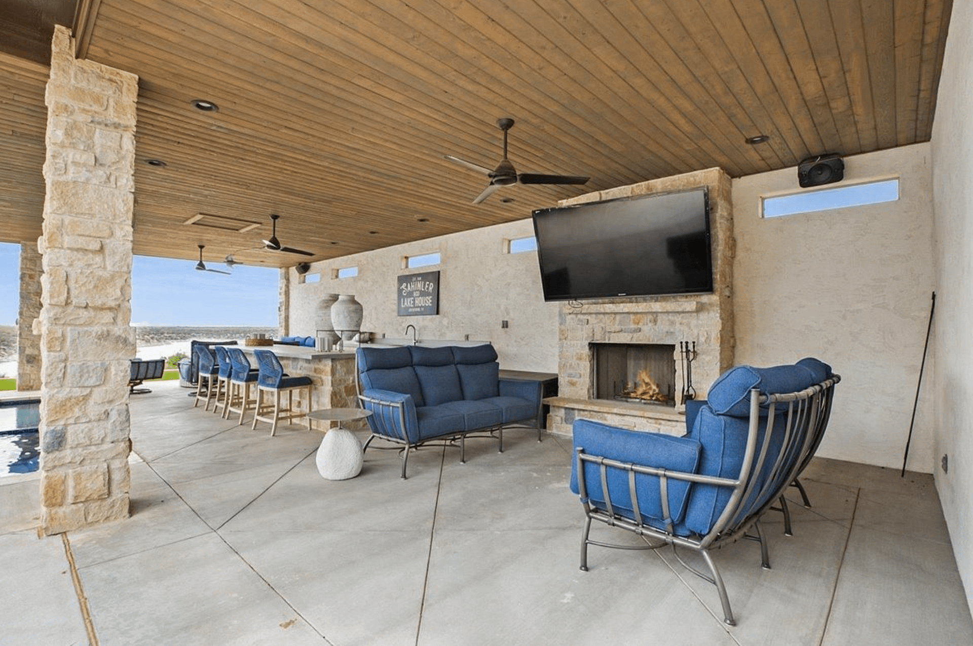 3 Million Lakefront Home In Justiceburg, Texas (PHOTOS)