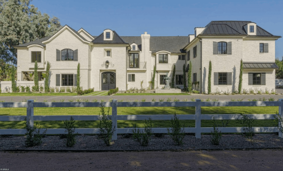 Newly Built Brick Home In Mesa, Arizona - Homes Of The Rich