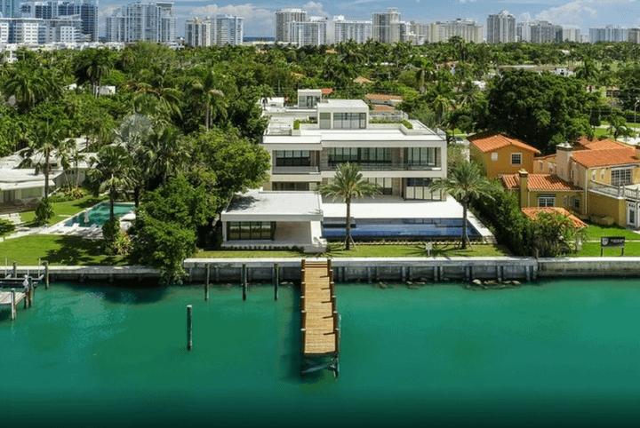 $32 Million Contemporary Style Waterfront New Build In Miami Beach ...