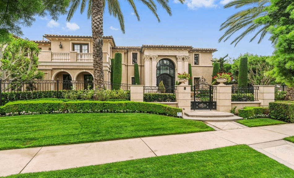 $10 Million Mediterranean Style Mansion In Newport Beach, California ...