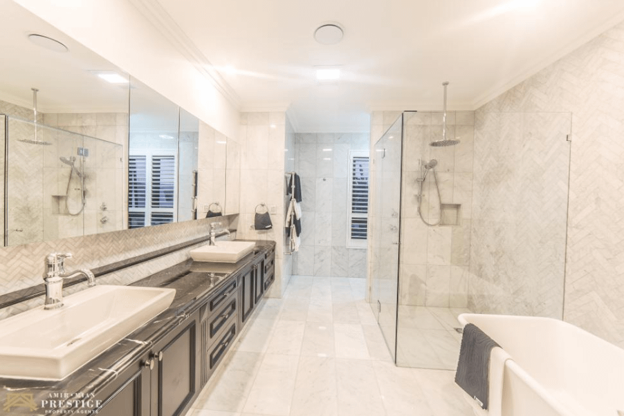 Villa Verona A Waterfront Estate In Queensland, Australia Homes of