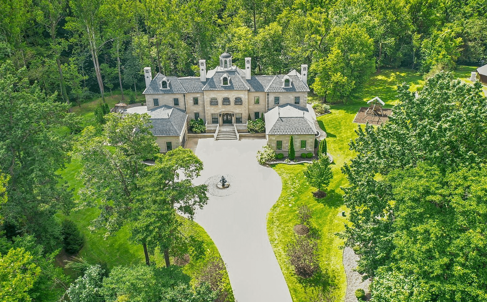 2.5 Million Home On 4 Acres In Defiance, Missouri (PHOTOS) Homes of