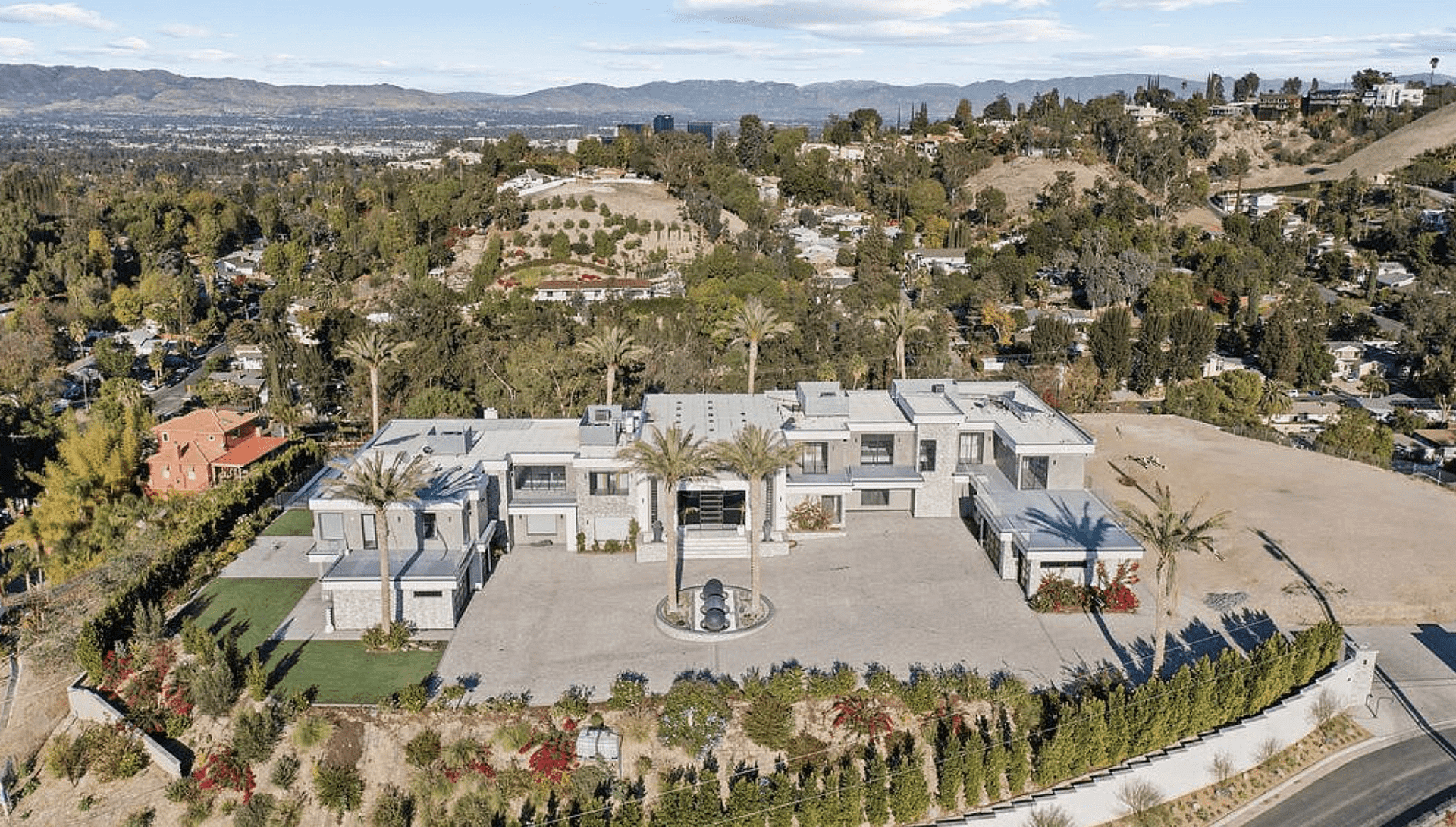 The ACE Family's Former California Home Lists For $12.9 Million (PHOTOS ...