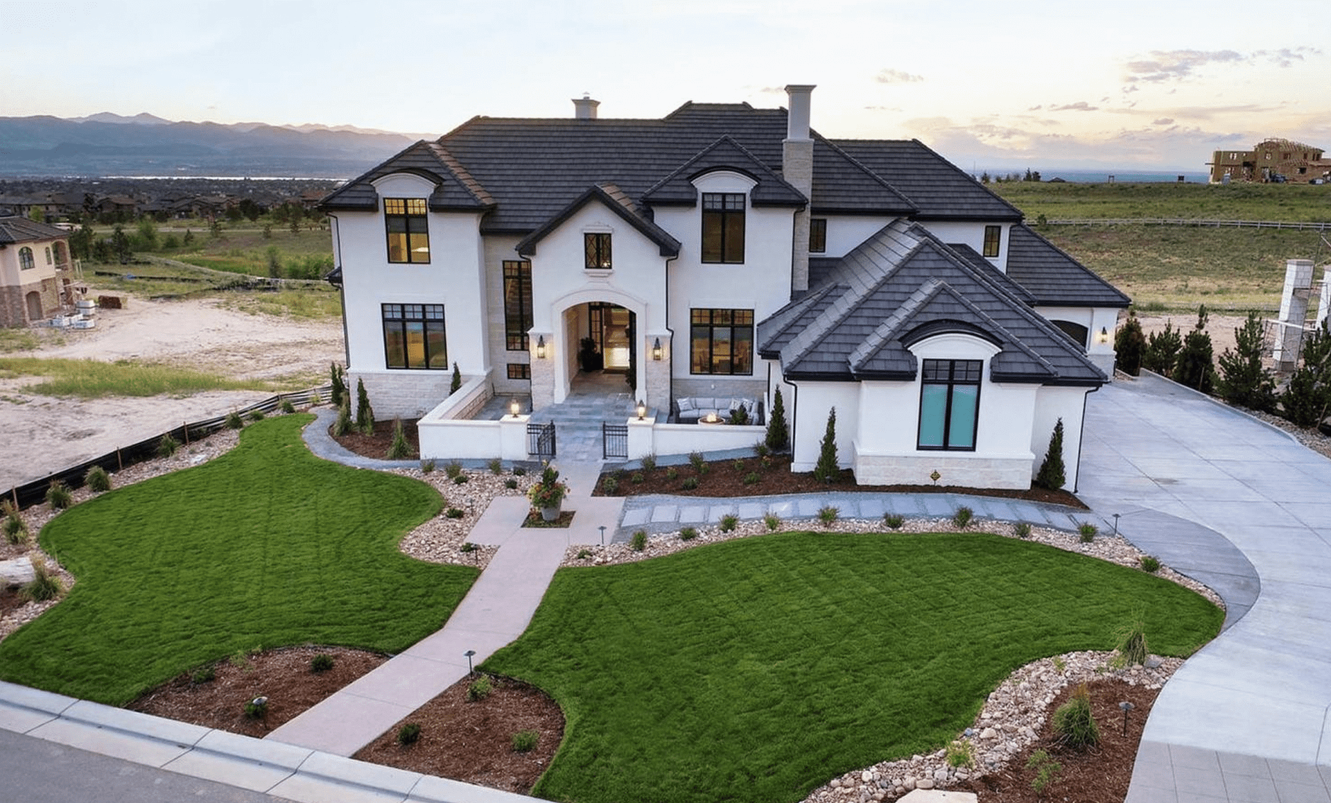 Colorado Home With Basketball Court & Putting Green (PHOTOS)