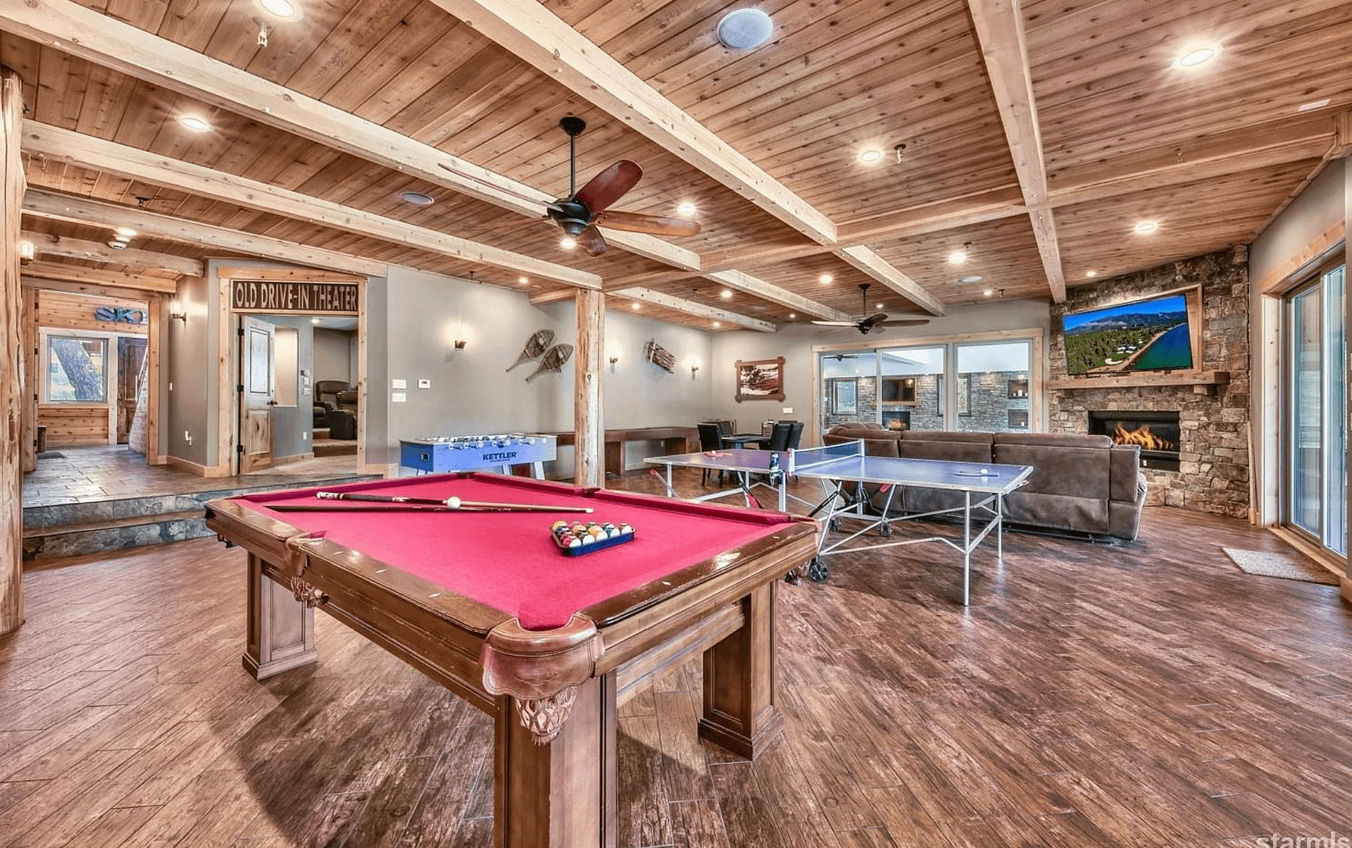South Lake Tahoe Home With Indoor Pool (PHOTOS)