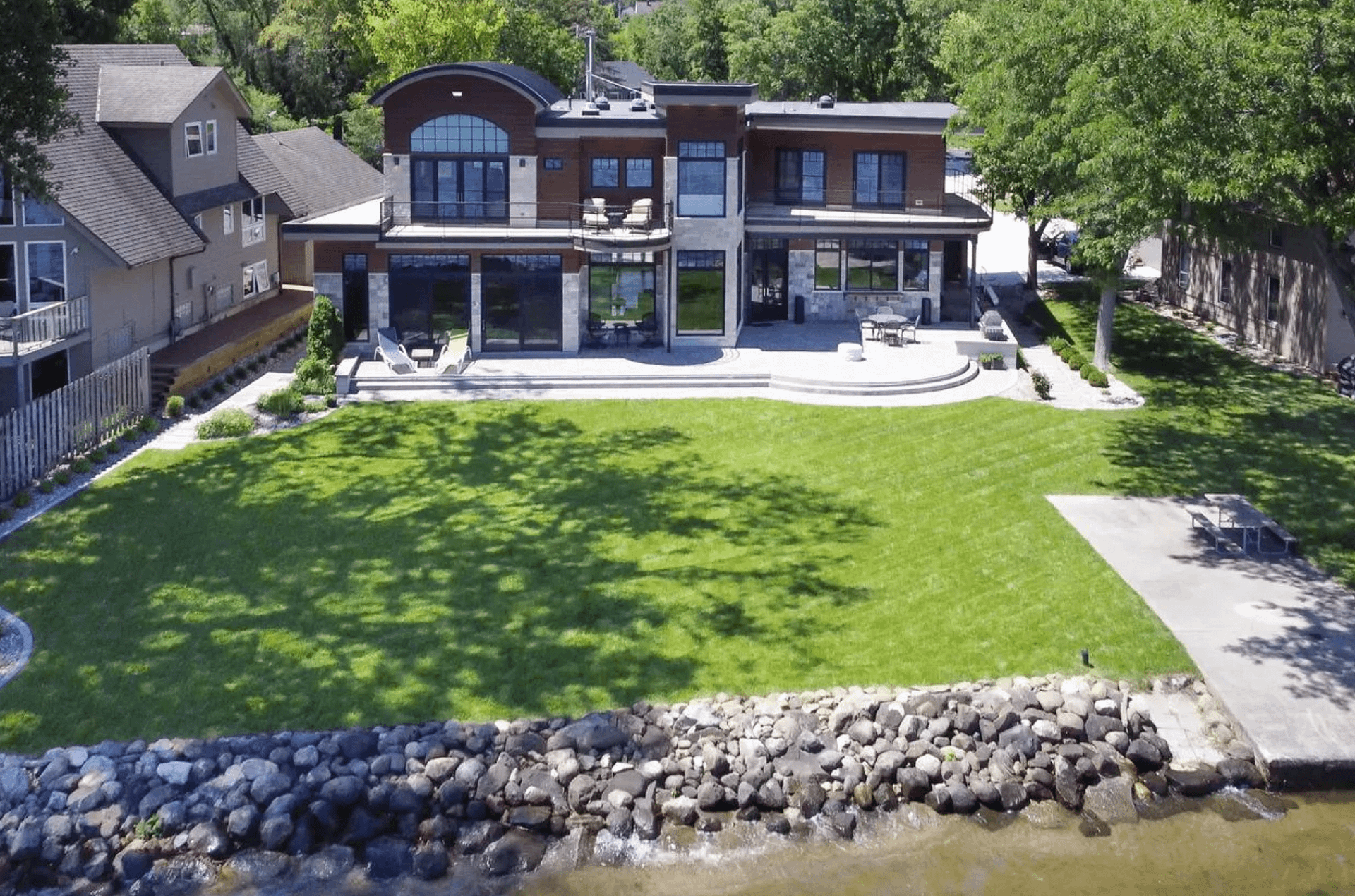 4 Million Lakefront Home In Madison, Wisconsin (PHOTOS)