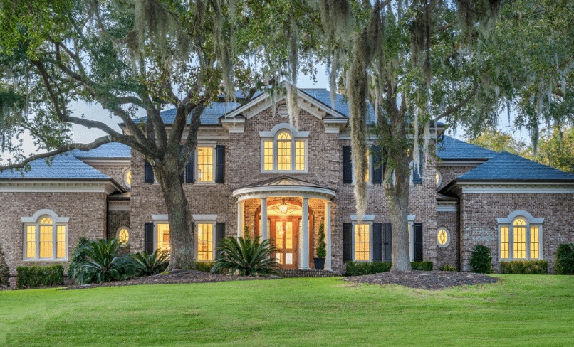 Waterfront Brick Home In Charleston, South Carolina - Homes of the Rich