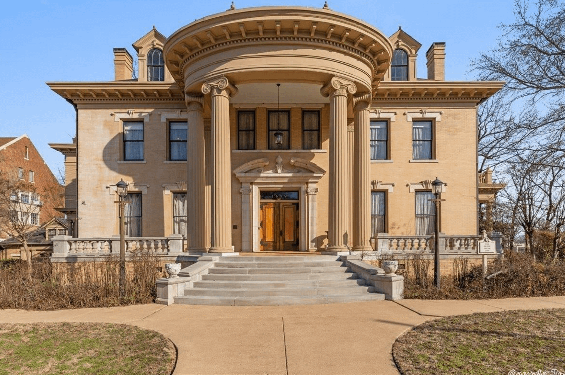 1.6 Million Historic Home In Little Rock, Arkansas (PHOTOS)