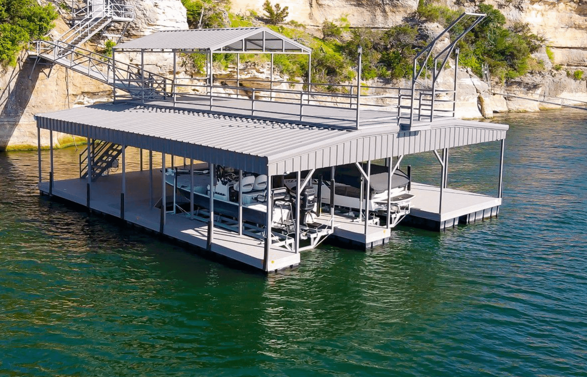 10 Million Lakefront New Build In Texas (PHOTOS)