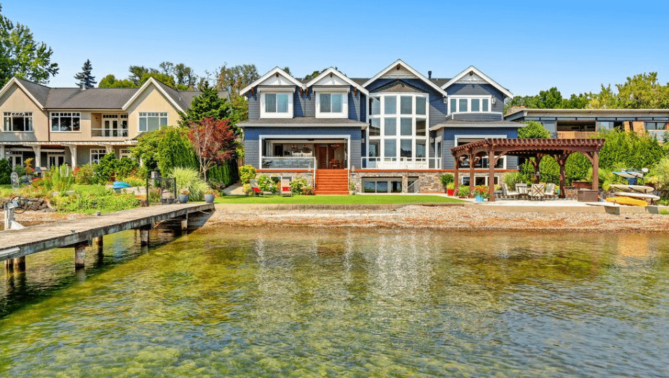 Newly Built Lakefront Beauty In Lake Forest Park, Washington - Homes of ...