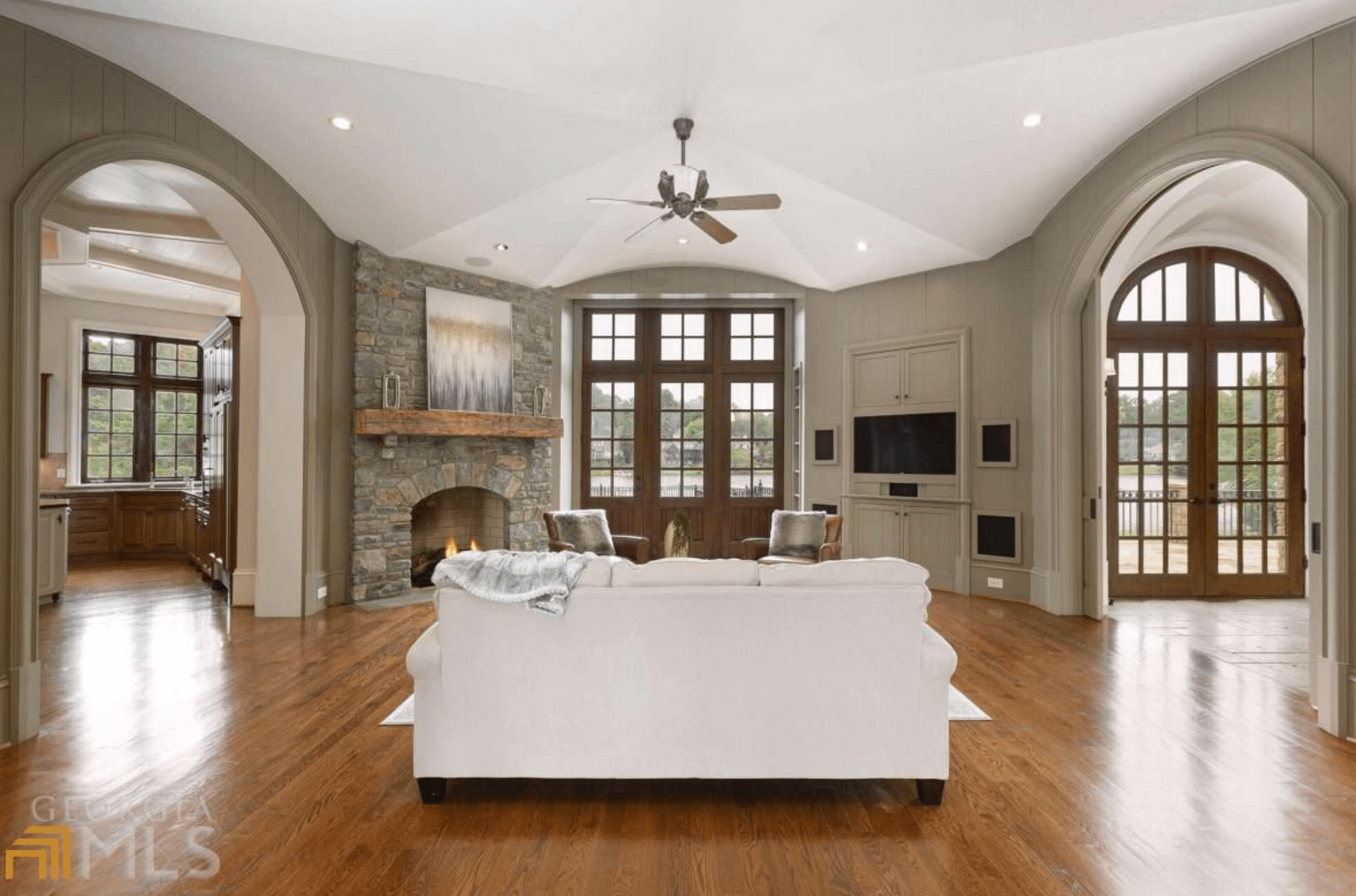 5 Million Lakefront Home In Alpharetta, (PHOTOS)