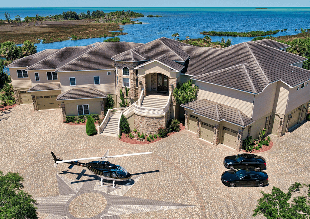 Waterfront Florida Estate With 40-Car Garage (PHOTOS)