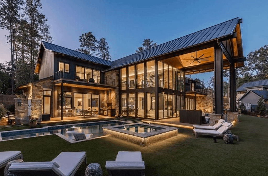 Lakefront South Carolina Home With Pool And Putting Green