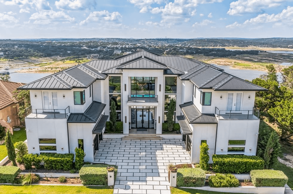 $5 Million Lakefront Home In Lago Vista, Texas (PHOTOS)
