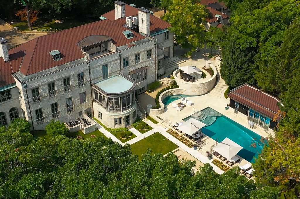 Historic 18 Million Home In Glencoe, Illinois Homes of the Rich