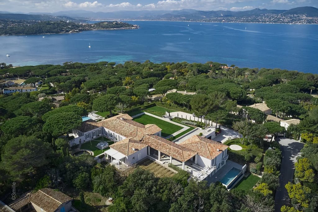 €68 Million Villa In Saint Tropez - Homes of the Rich