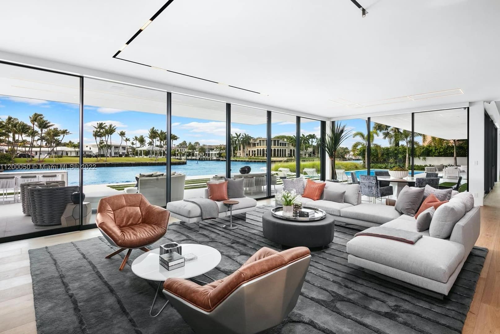 $28.5 Million Modern Waterfront New Build In Boca Raton, Florida ...