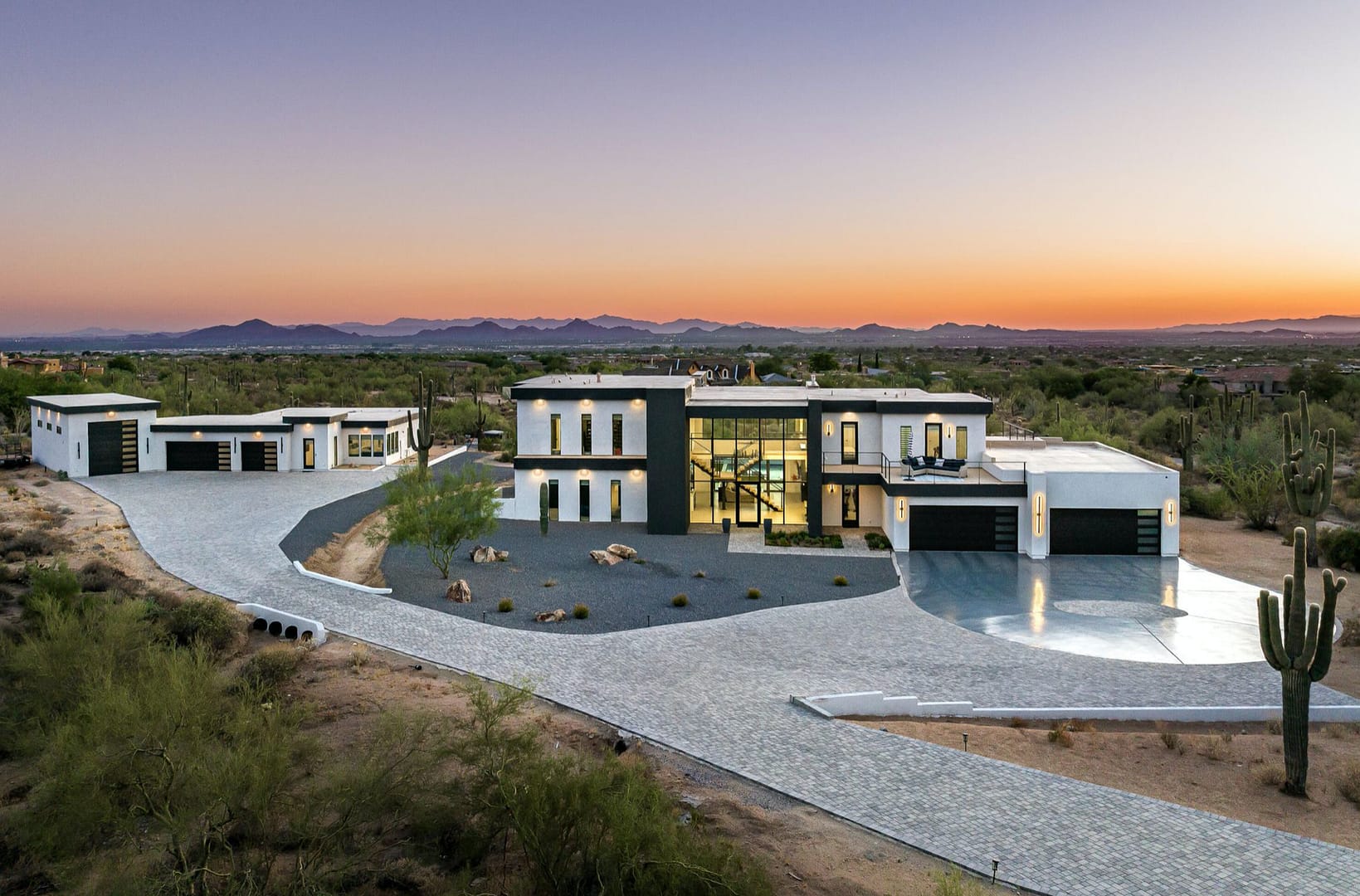 Modern New Build In Arizona Comes With 12-Car Garage